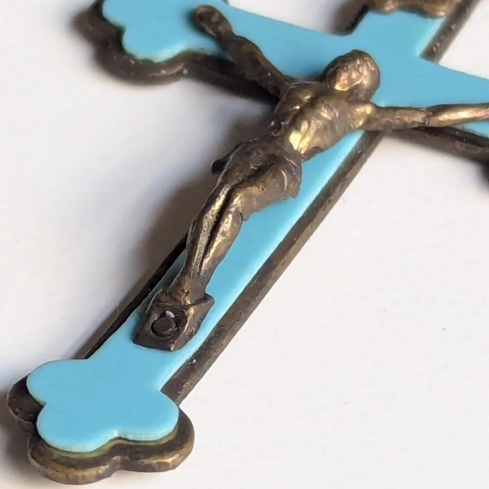 Antique crucifix Jesus on the cross necklace pendant charm, early 1900s - Picture 7 of 14